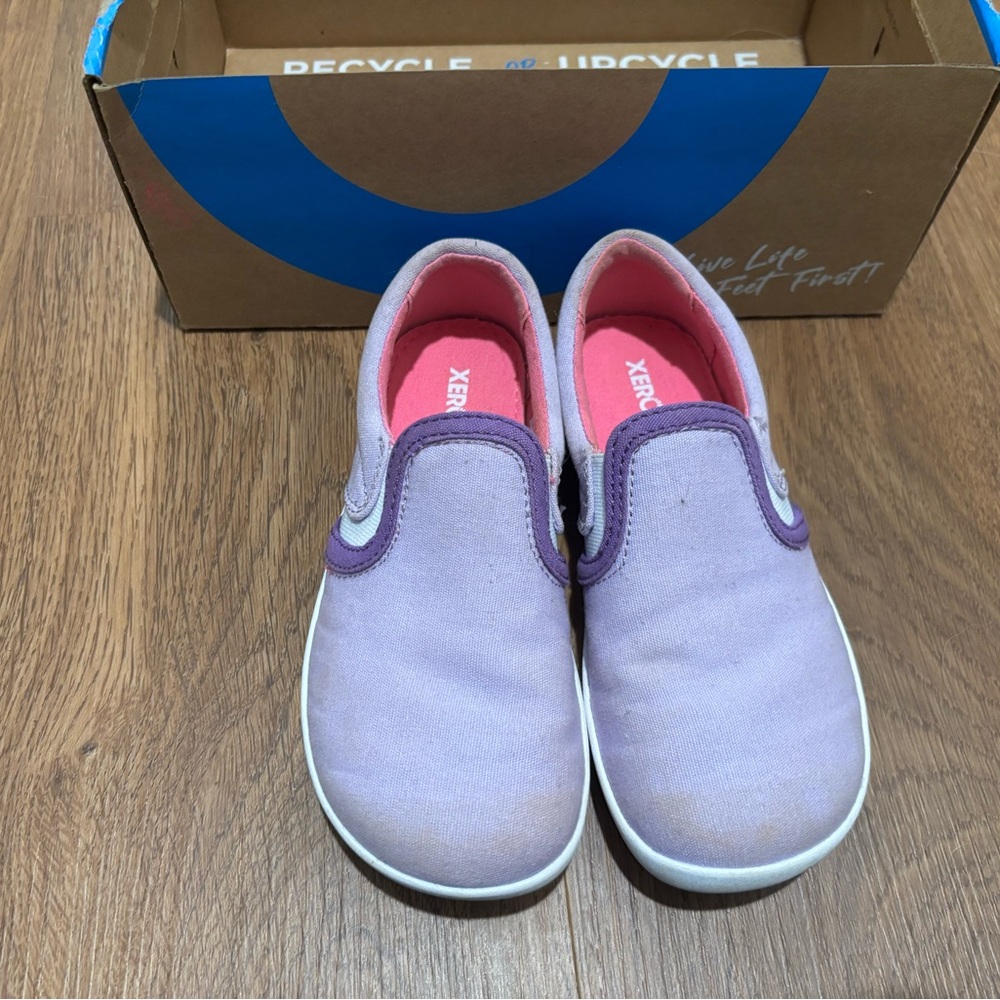 Zero shoes Dillon canvas slip-on Youth size 13